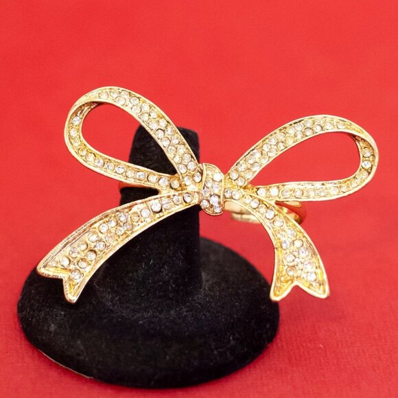 Jewelry - Size 8, Vintage Gold Tone Dainty Ribbon Rhinestone Adjustable Ring - F45